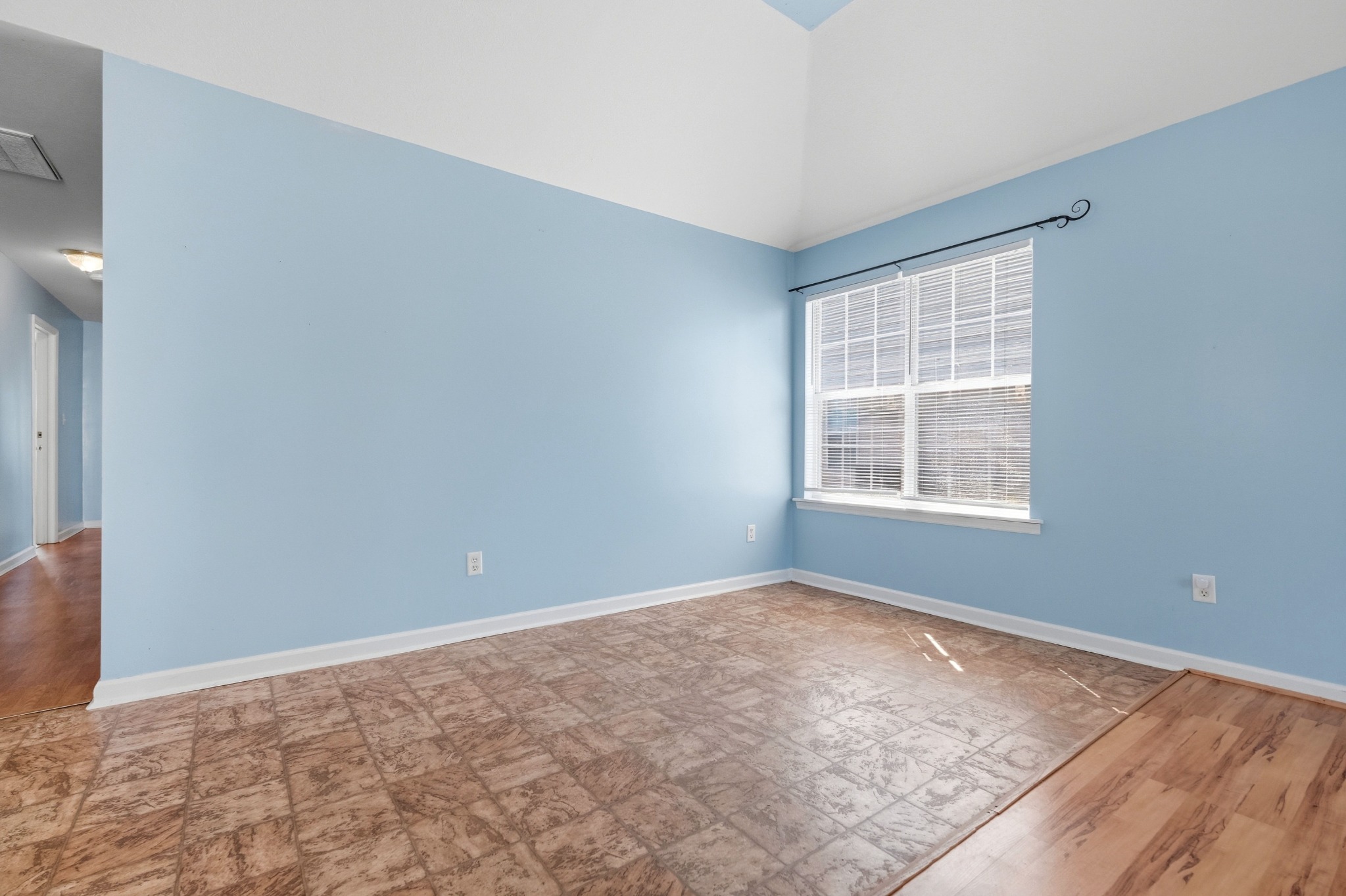 303 Autumnwood Lane property view 8